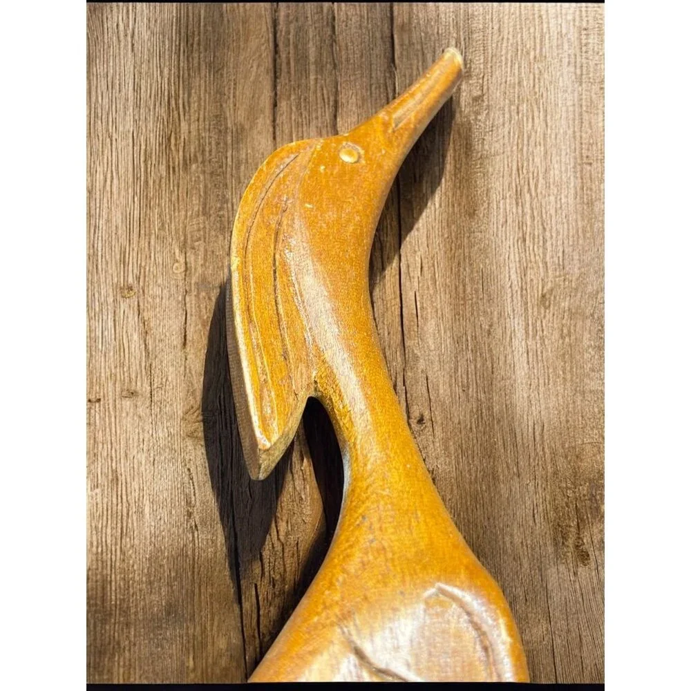 Vintage MCM Hand Carved Wood Crane 9 1/4" Tall Sculpture Figurine - Picture 8 of 8